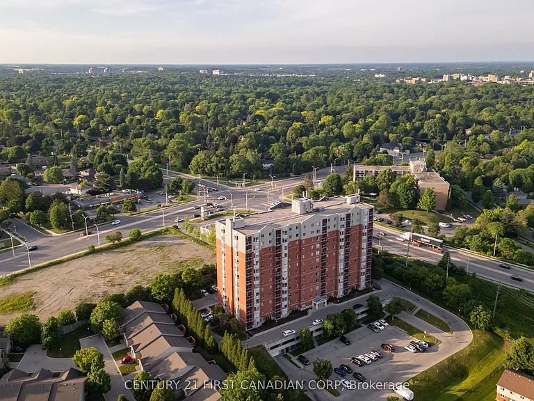 30 Chapman Ct #1001 — Photo 41