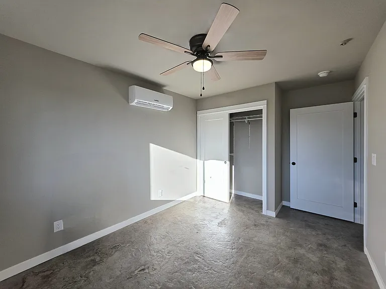 1558 Kay Ct — Photo 8