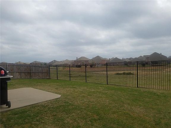 3rd image of 5937 Misty Breeze Dr