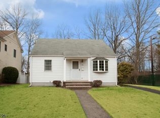 416 Mount Pleasant Ave, Woodland Park, NJ 07424