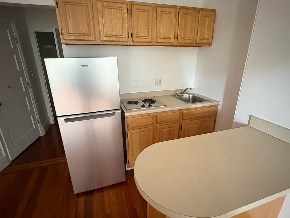 1077 Beacon St #10