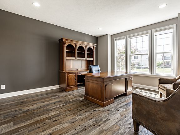 4th image of 11134 Glen Avon Way
