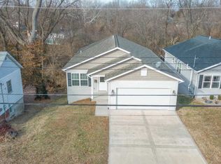351 Central Ave, Collinsville, IL 62234