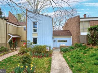 11532 Links Dr, Reston, VA 20190