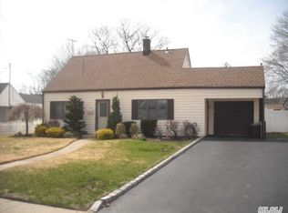 66 Harvest Ln, Levittown, NY 11756