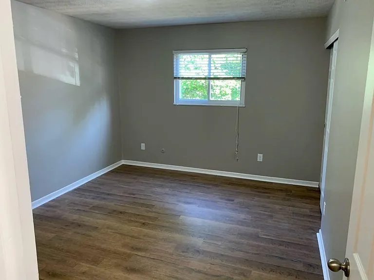 45 W Starr Ave — Photo 8