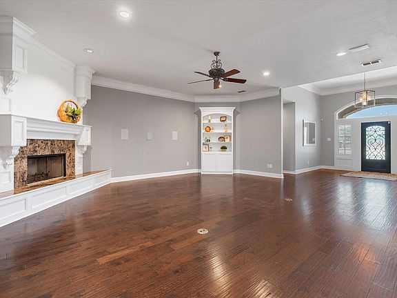 4th image of 5307 156th St