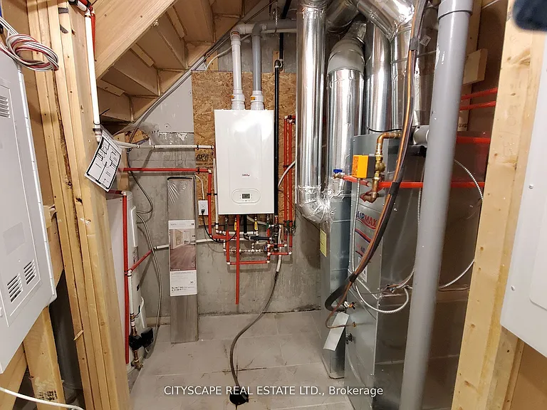 31 Florence St #9 — Photo 19