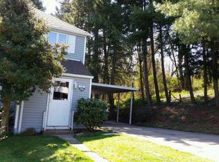 733 East Dr, Clairton, PA 15025