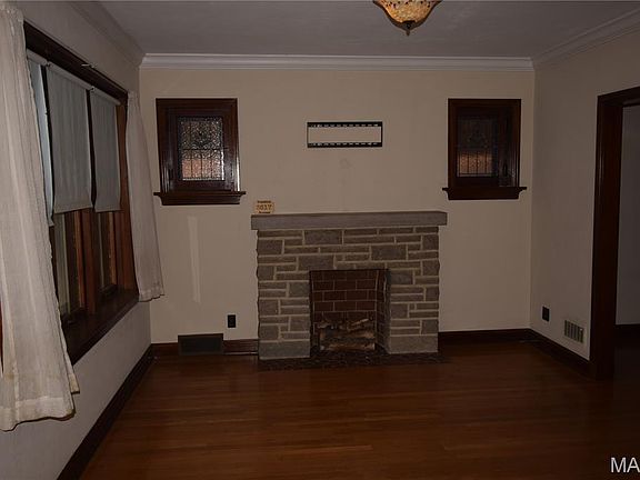 4th image of 3617 Dunnica Ave