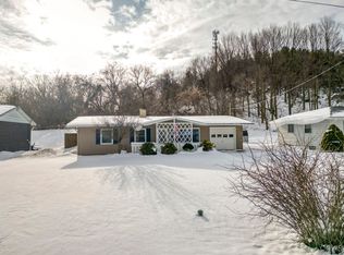 119 Barclay Rd, Camillus, NY 13031