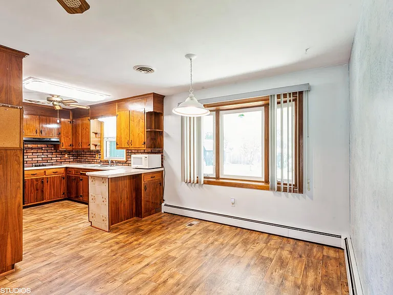 5913 Oakland Rd — Photo 9