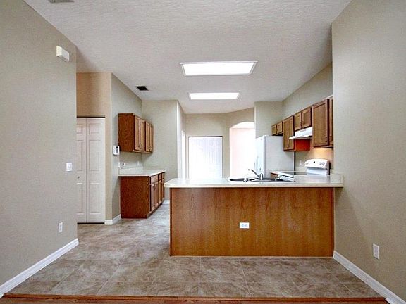 3rd image of 8275 103rd Ave