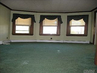 2nd image of 16 Wyoming Ave