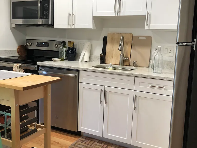 16 Westford St #4 — Photo 3