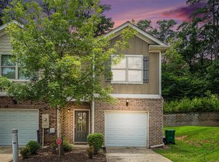 3271 Pennington Dr, Lithonia, GA 30038