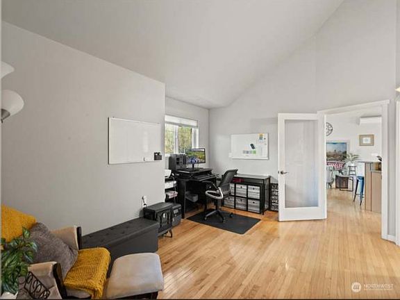 5th image of 18113 80th St NE