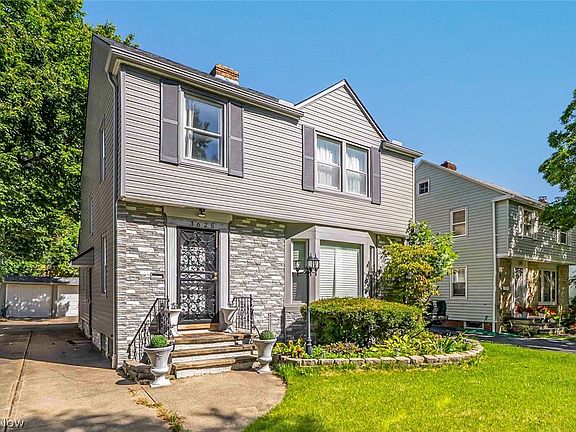 2nd image of 3625 Silsby Rd
