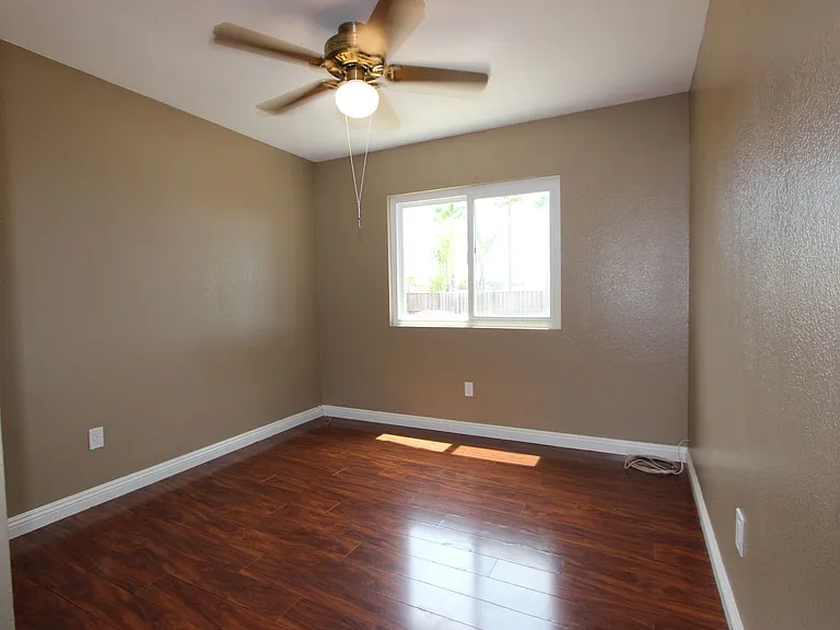 10350 Cheviot Ct — Photo 16