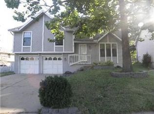 10102 N Wyandotte St, Kansas City, MO 64155