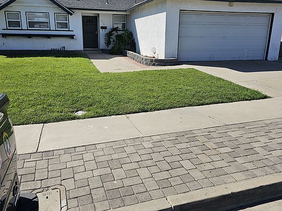 3rd image of 158 Coolwater Dr