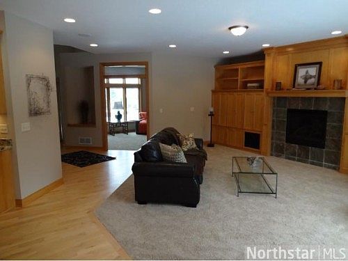 3rd image of 2425 Wildwood Dr