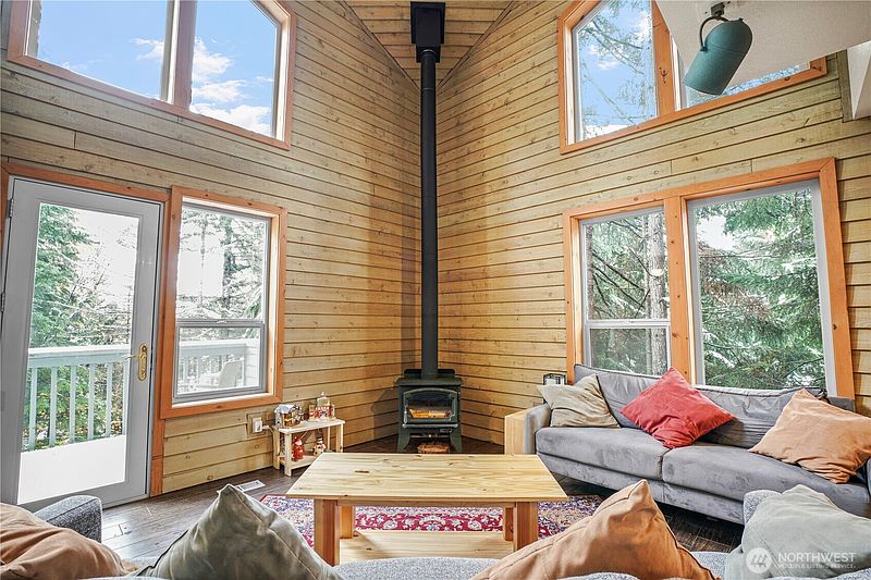 5th image of 180 Chamonix Place