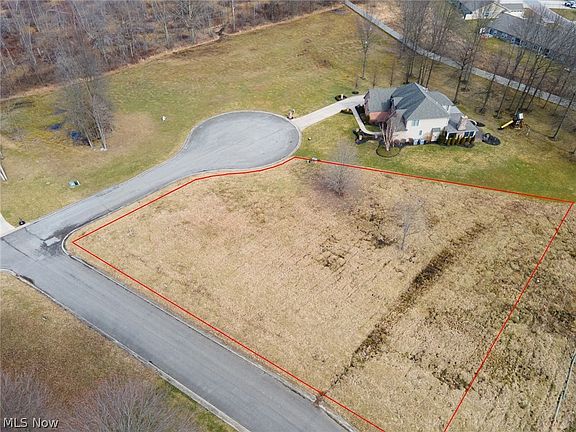 3rd image of Black Duck Ct