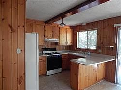 4th image of 16736 Delores Ct