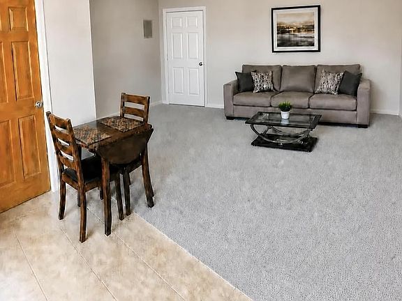 2nd image of 6655 Murray Park Dr