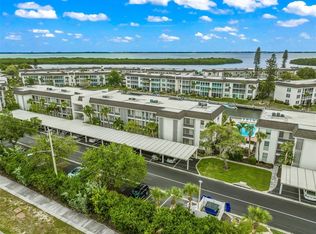 4360 Chatham Dr UNIT 108, Longboat Key, FL 34228