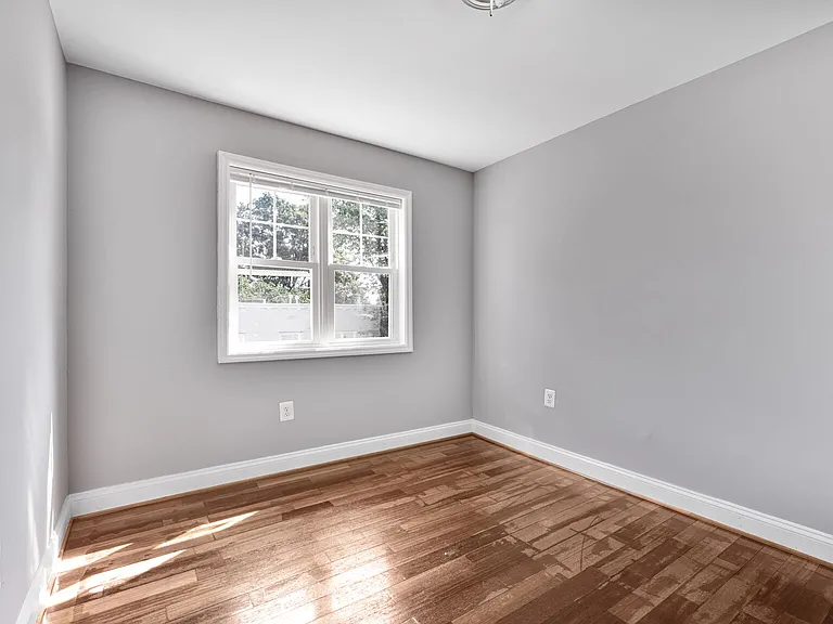 3876 9th St SE #301 — Photo 8
