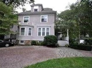 140 Kilsyth Rd APT 8, Brighton, MA 02135