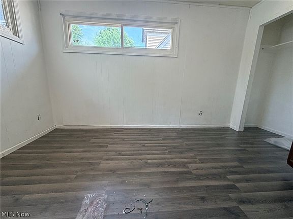 5th image of 12716 Kadel Ave