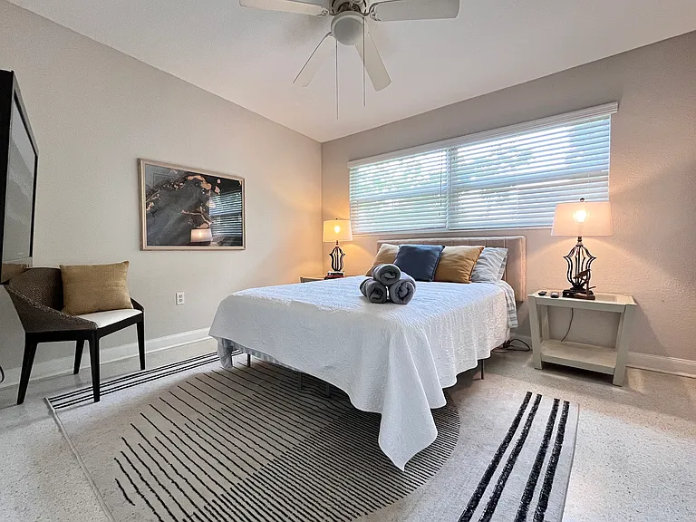 111 Bluff Ter — Photo 12