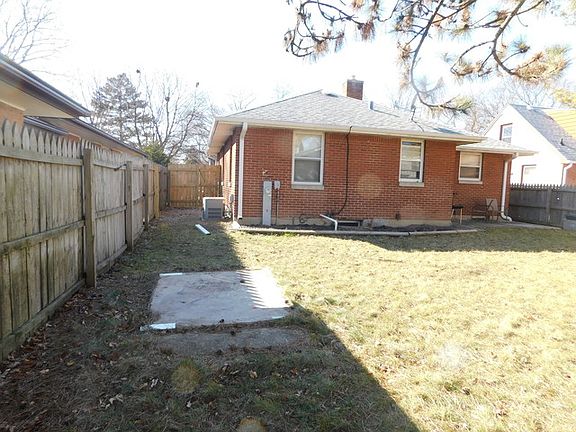 4th image of 331 N Elmwood Ave