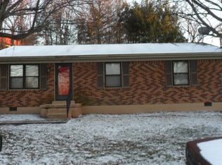 101 Breckwood Dr, Berea, KY 40403