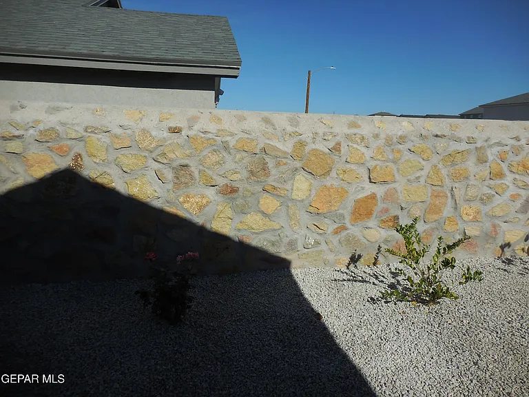 12817 Giovanni Grajeda Ave — Photo 33