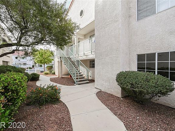 2nd image of 2725 S Nellis Blvd Unit 1112