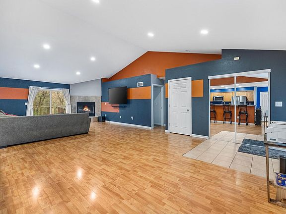5th image of 7423 N 86th STREET
