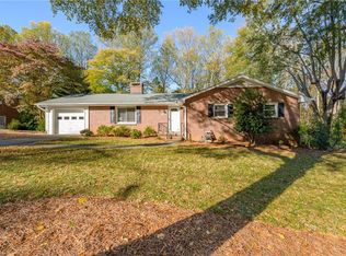 598 Alpine Rd, Winston Salem, NC 27104