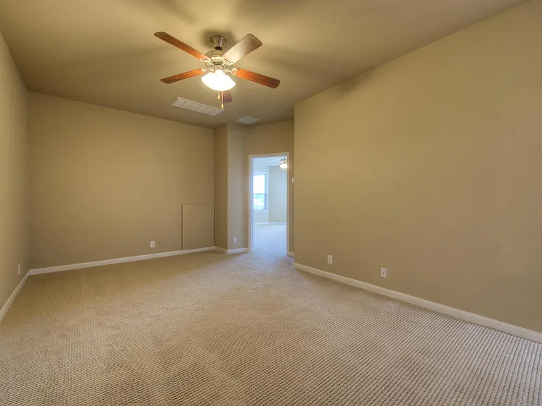 405 S Meadowlark St #B — Photo 25