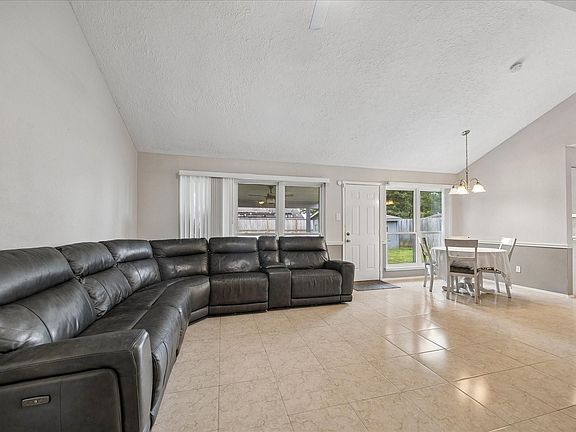 2nd image of 21015 Waymare Ln