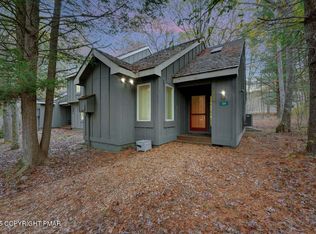 54 Downhill, Lake Harmony, PA 18624