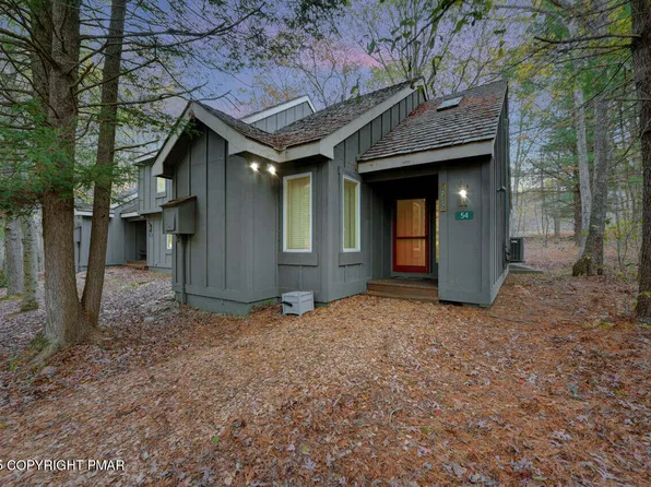 54 Downhill, Lake Harmony, PA 18624