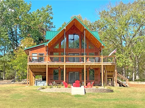 115 County Road 2120, Eureka Springs, AR 72631