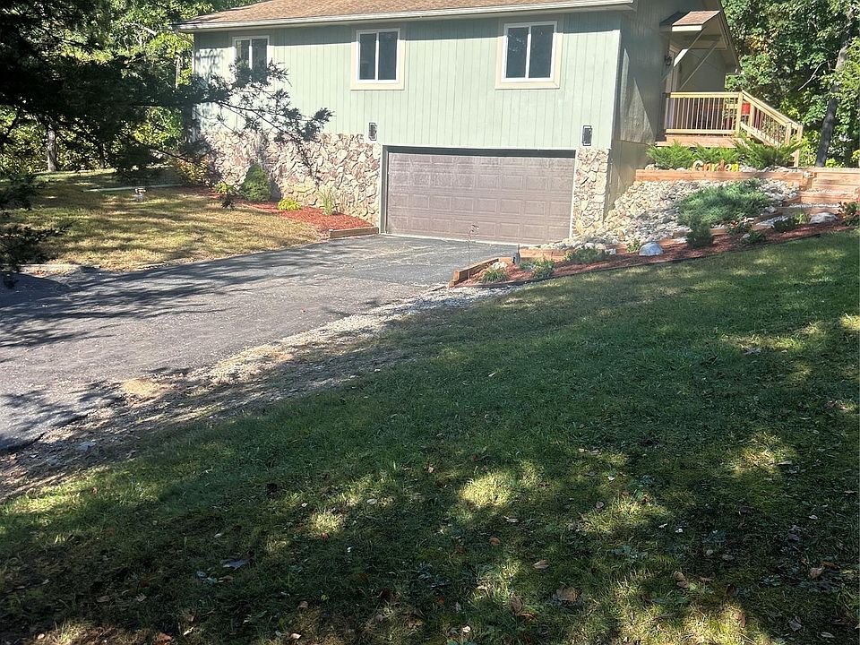 1st image of 1820 Ridge Rd