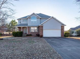 134 Briarbrook Dr, Carl Junction, MO 64834