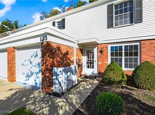 123 Chatham Way, Cleveland, OH 44124