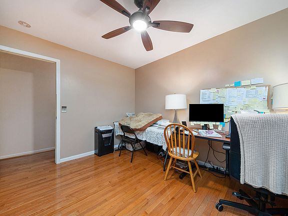 2nd image of 6333 Evergreen St